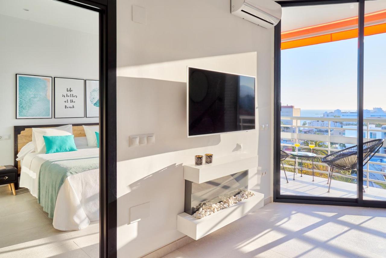 Suite Del Mar Luxury Apartment With Jacuzzi Торемолинос Екстериор снимка