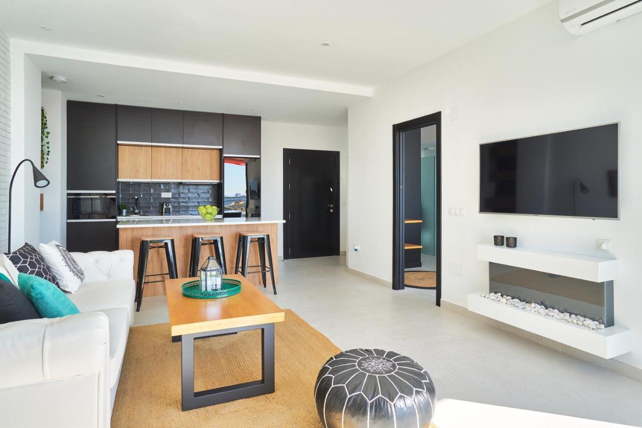 Suite Del Mar Luxury Apartment With Jacuzzi Торемолинос Екстериор снимка
