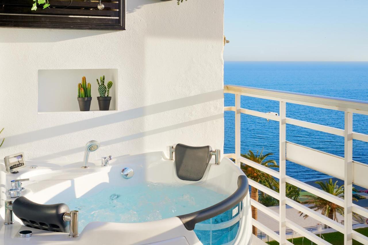 Suite Del Mar Luxury Apartment With Jacuzzi Торемолинос Екстериор снимка