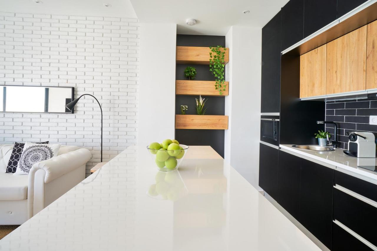 Suite Del Mar Luxury Apartment With Jacuzzi Торемолинос Екстериор снимка